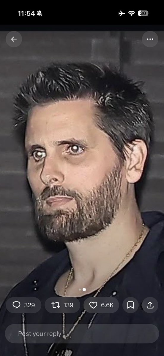 basedkenobi's tweet photo. @teeelatricee This nigga look like the return the slab guy from courage the cowardly dog https://t.co/m8dELCnRgY