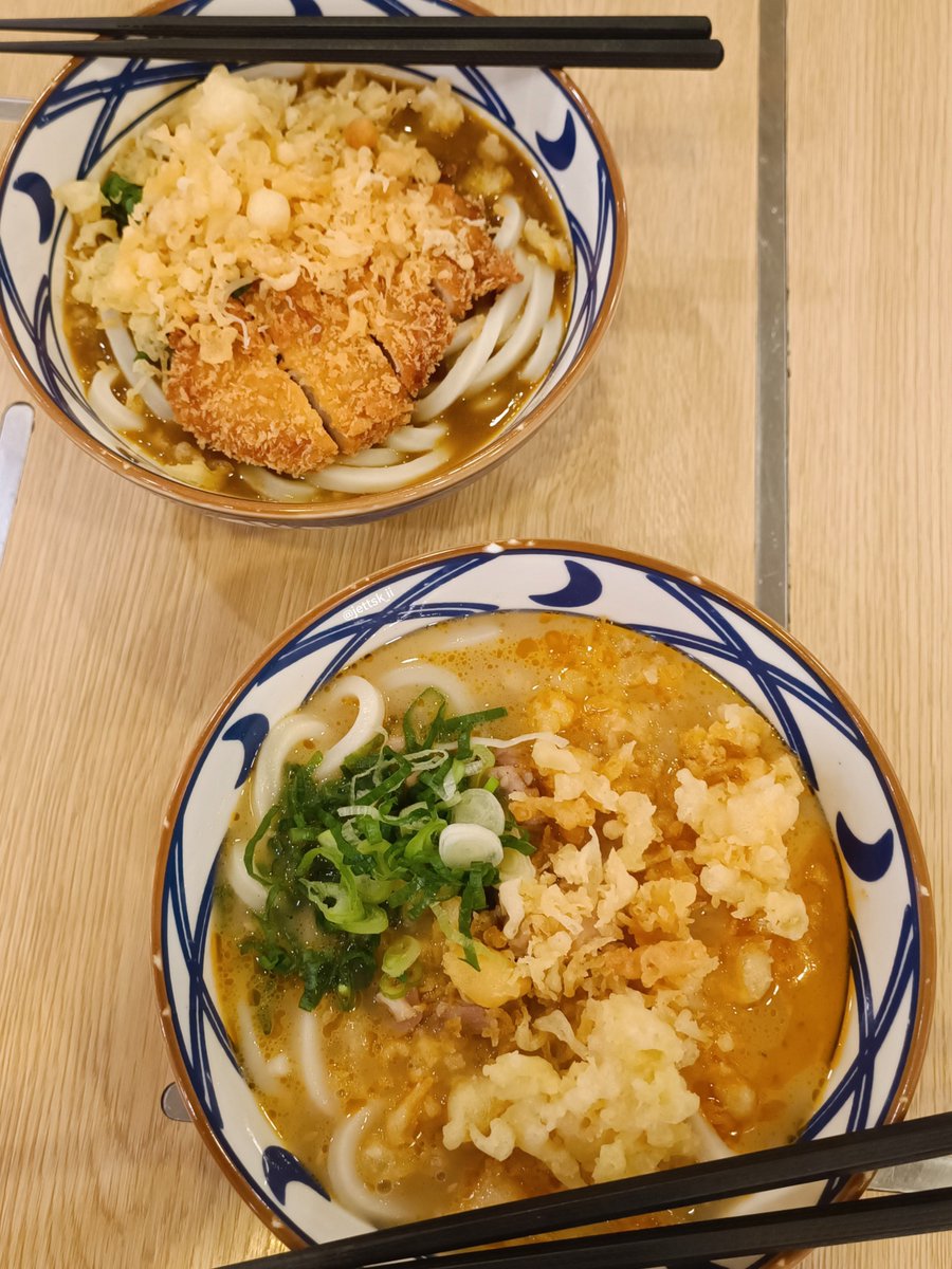 jettsk_ii's tweet photo. K on a date bye :P https://t.co/aZSA32RU91
