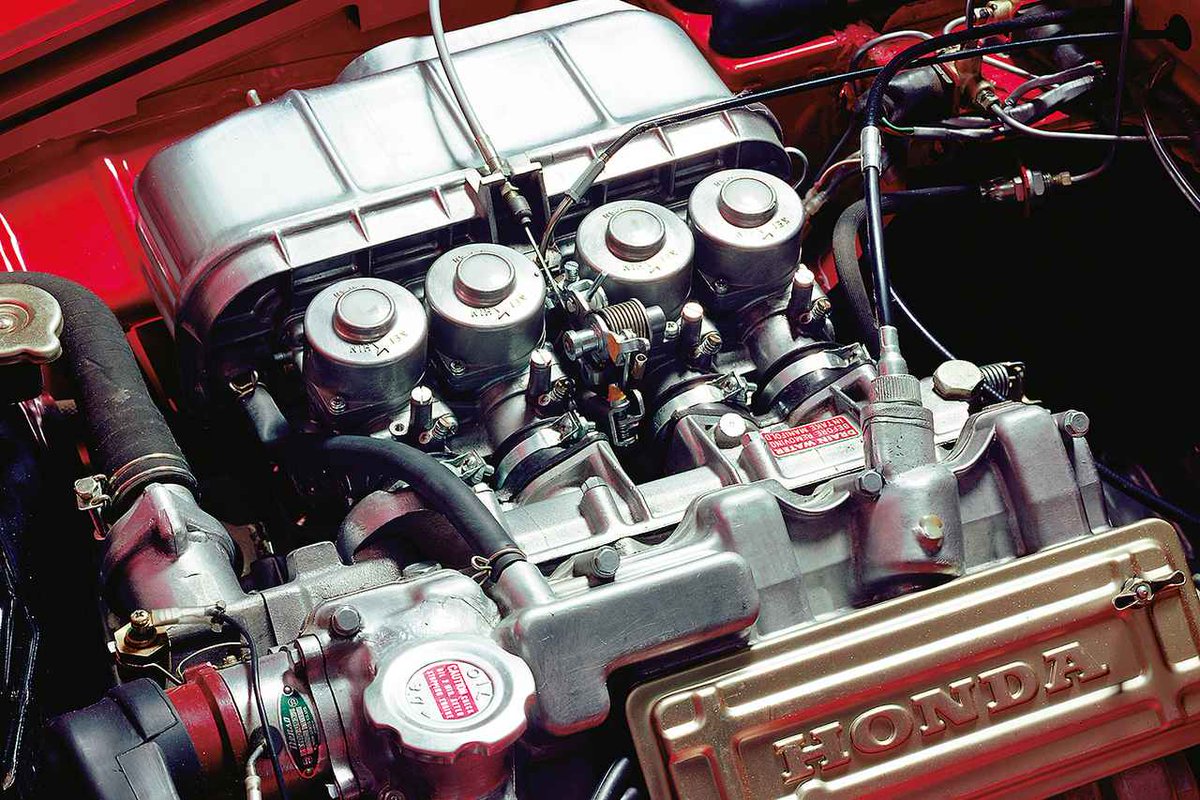WebMotorMagazin's tweet photo. 【国産スポーツカークロニクル/009】
ホンダ S800/S800Mは、ひと足飛びに時速100マイル(160km/h)の最高速を達成した
https://t.co/qzZoIJotPX
#ホンダ #S800 #S800M https://t.co/ll6W4EiD5j