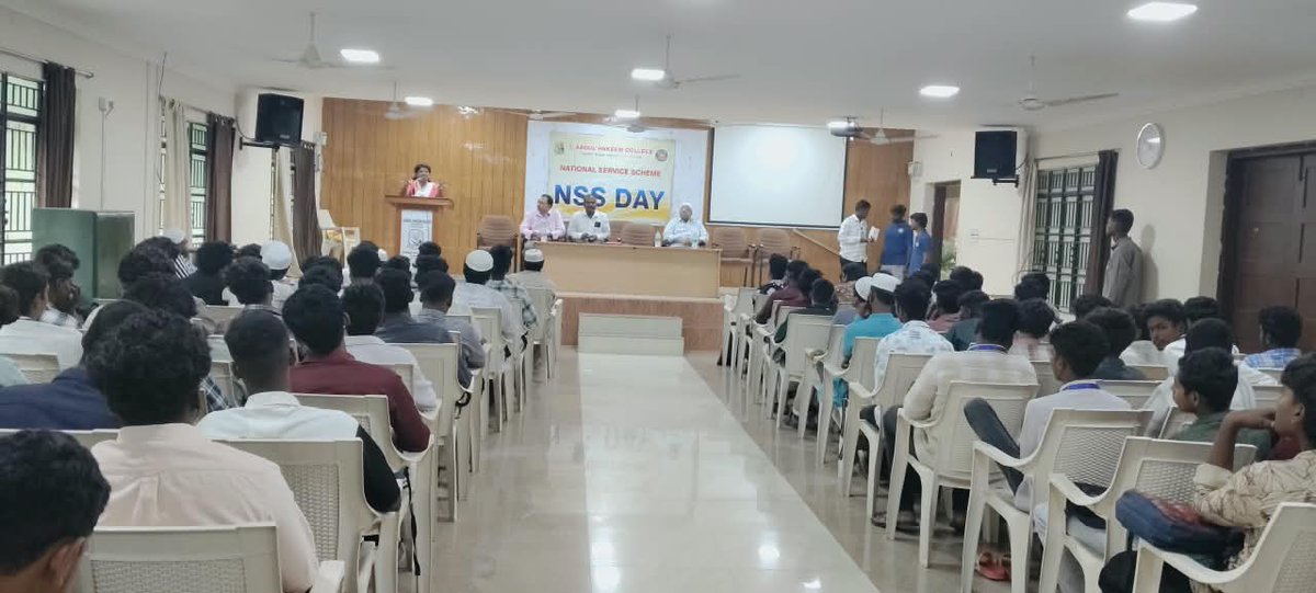 HakeemCollege's tweet photo. REPORT ON NSS DAY CELEBRATION – 2026

Date: 23 September 2026
Day: Wednesday
Time: 11:30 a.m.
Venue: Seminar Hall
Participants: 200 NSS Volunteers
Theme
“Service Today for a Better Tomorrow”
The National Service Scheme of C. Abdul Hakeem College (Autonomous), Melvisharam, https://t.co/emv6NCN2wr