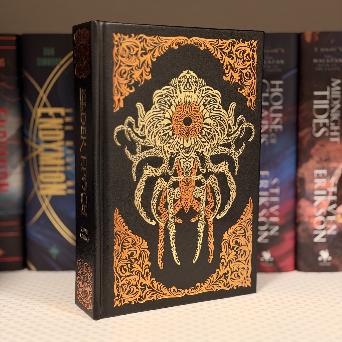 boycereads's tweet photo. This series and these special editions are 🔥🔥🔥 @zamakhtar https://t.co/M9LpEuUa1X