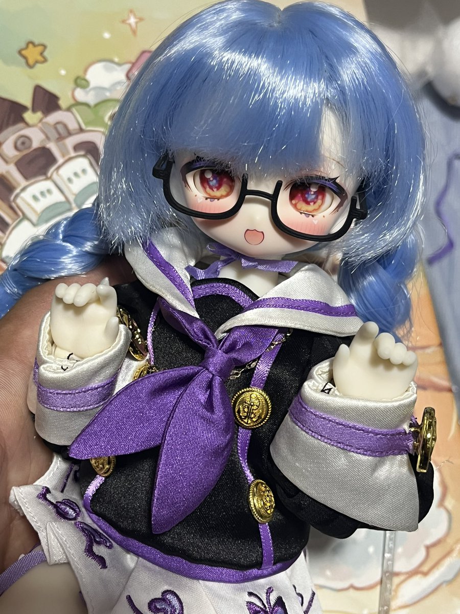 funi2_indo's tweet photo. そうそう。
1/6につけたアンダーリムですが、マコさん(@makotomako3310 )に作って頂いたものです。ベストフィット！ナイス眼鏡！

ありがとうございます！ https://t.co/Sw87Cbonet