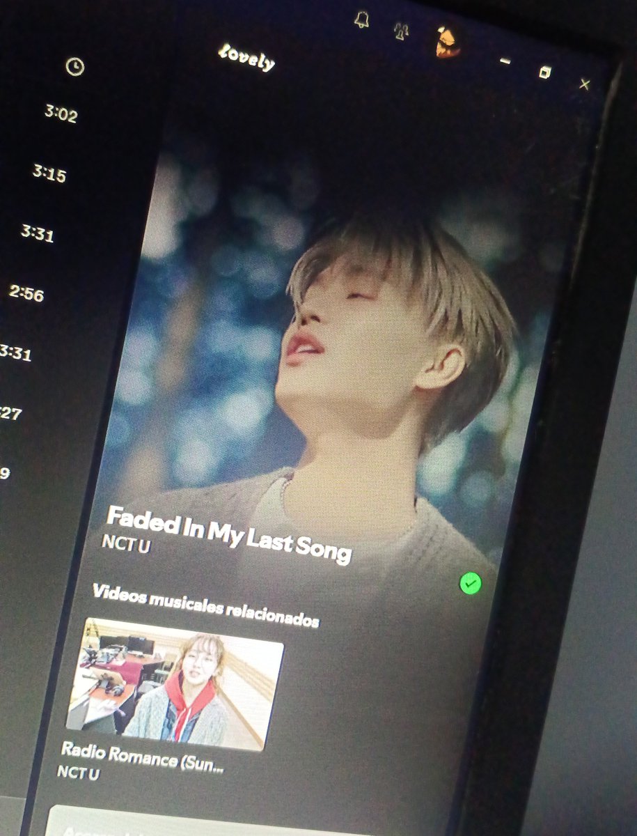 miinacienta's tweet photo. iba a subir mi proyektada con la canción y caí en cuenta que este down está en el vídeo de fimls en spoti, ok???? https://t.co/TVTXrZCXUJ
