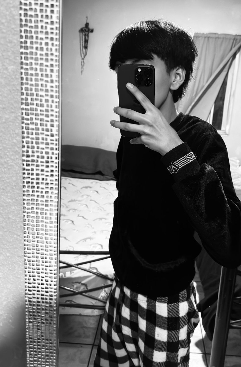 __001890's tweet photo. 🙂‍↔️ https://t.co/LA8O9OggZ0
