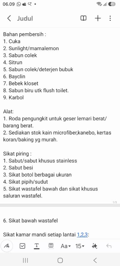 txtharihariWNI's tweet photo. Ke mana lagi nemu ART nginep begini? 😭

Minta gaji Rp2,5 juta, uang makan Rp25 ribu sehari. Sabtu pulang karena rumahnya dekat, balik Minggu malam.

Dikasih list begini sama dia, suruh siapin.

H1 kerja, rak cuci piring stainless kinclong. Area dapur kerasa bersinar, pipa-pipa bawah wastafel bersih, toilet sampai keset banget, sampe takut pakenya. 😭 Ngepel lantai juga keset.

Kalau matahari lagi panas di pagi hari, dia keluarin bantal sama selimut, digebrak-gebrak di balkon buat dijemur.

Start jam 5 pagi, jam 11–12 udah kelar.

Istirahat dia keluar ke warteg. Kadang ya dia masak, goreng telur, dll. Dia beli sendiri.

Abis makan, dia scroll medsos. Udah istirahat. Dia nanya, “Mau bantu masak apa?”

Karena udah beres kerjaan dia, masih mau bantu di luar jobdesk. Nggak usah disuruh.

Jam 7 malam dia udah naik. Biasanya sore cuma lanjut cuci piring sama pel area dapur.

Jam 8 atau 9 dia bilang masih oke kalau dibutuhin, tapi udah jam 9 dia siap mau tidur.

Semua barang diletak rapi dalam lemari, dialasin baking paper atau kertas koran.

Dia minta dibeliin karbon buat nyerap lembap, nanti seminggu sekali dia jemur bergilir.

Dia juga bilang beli lidah mertua, katanya buat kamar mandi bagus. Nanti sesekali dia jemur. Minta pot yang ada rodanya biar nggak encok. 😭

Profesional sekali, lulusan SD.

Saya tanya, “Kok nggak kerja di luar negeri? Gaji gede.”

Dia bilang, “Ya saya kerja cari cukup.”

Buktinya bisa beli sawah dan rumah.

Alasan pindah kerja? Bosnya pindah ke luar negeri.

Gaji sekarang dia naikin dikit karena apa-apa mahal sekarang.

Btw, dia kalau keluar pakai jaket sama baju luaran, rambut ditudung, pakai masker. Udah kayak mau maling. 🫠

Ternyata dia bilang lagi musim virus. Nanti masuk rumah, jaketnya dijemur di balik gerbang biar kena matahari. 😭

Ini list tahunan dia, btw. 😭

Menurut kalian, nemu ART yang kerjaannya serapi dan seprofesional ini tuh termasuk hoki banget nggak sih?