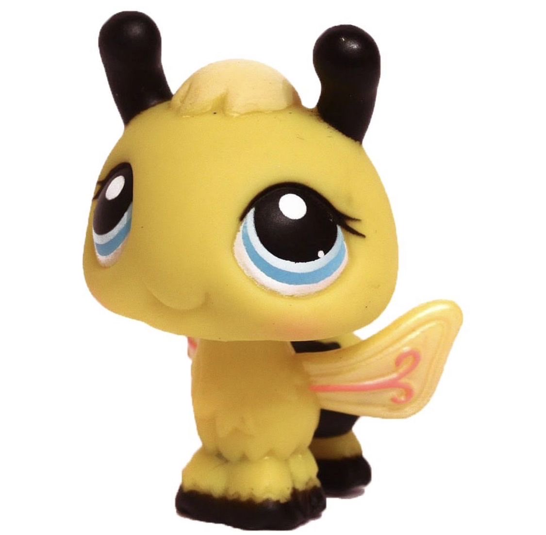trinkyswinky's tweet photo. LPS BUGS ARE SO CUTIEFUL!!!!! https://t.co/nKtQV9H9MV