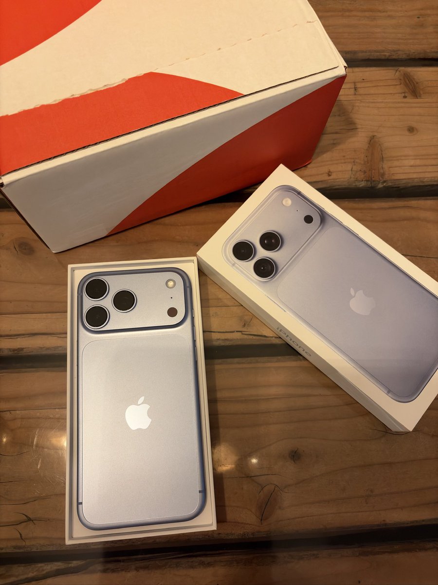 iMathTechs's tweet photo. 📱 3 mois avec l’iPhone 18 Pro Max !

Grâce à Next Mobiles, j’ai la chance de tester le dernier iPhone… et par la même occasion, leur modèle de location !

📦 Unboxing qui fait toujours autant plaisir, je vous mets quelques photos !

Pendant 3 mois, je vais vous partager mon expérience et vous donner un vrai retour sur la location.
🎁 50 € offerts avec le code MATECH50 chez Next Mobiles. Pour aller voir ce qu’ils proposent : https://t.co/tzD3eL7ibY

Alors, qu’est-ce que vous voulez que je teste ? 👀

Collaboration avec Next Mobiles.