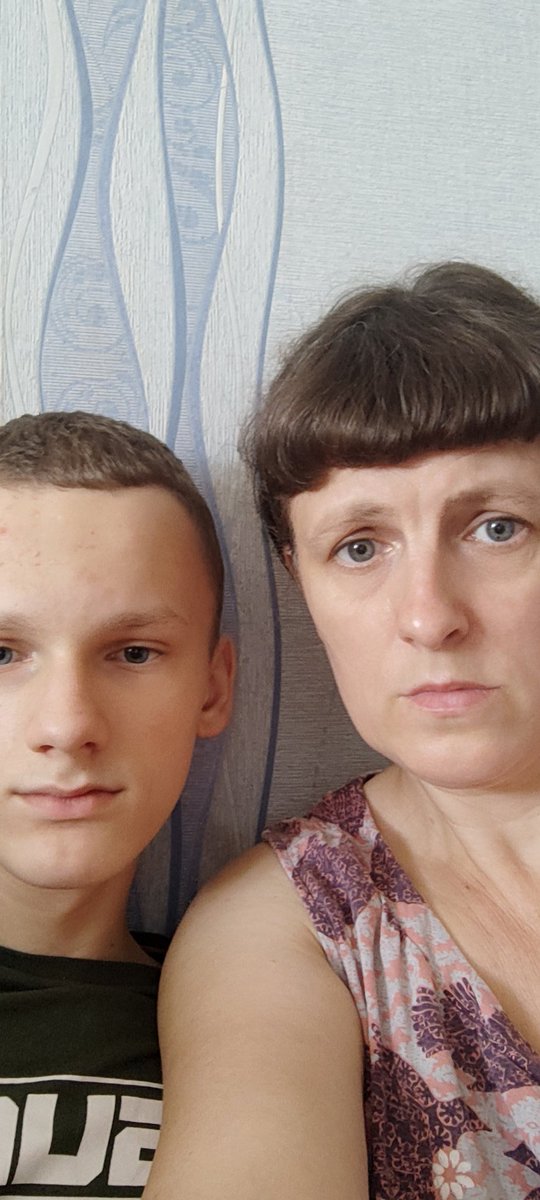 Natal84995580's tweet photo. Привіт!Мене звати Наталя,я з України!Так склалося життя,що через хворі ноги і розбиту спину з грижами я геть не маю здоров'я.Сама виховую неповнолітнього сина,рідні ми давно не потрібні бо сама сирота.Через загострення хвороб дуже важко заробити навіть на життя та ще й війна... https://t.co/rdxnfNpKDw