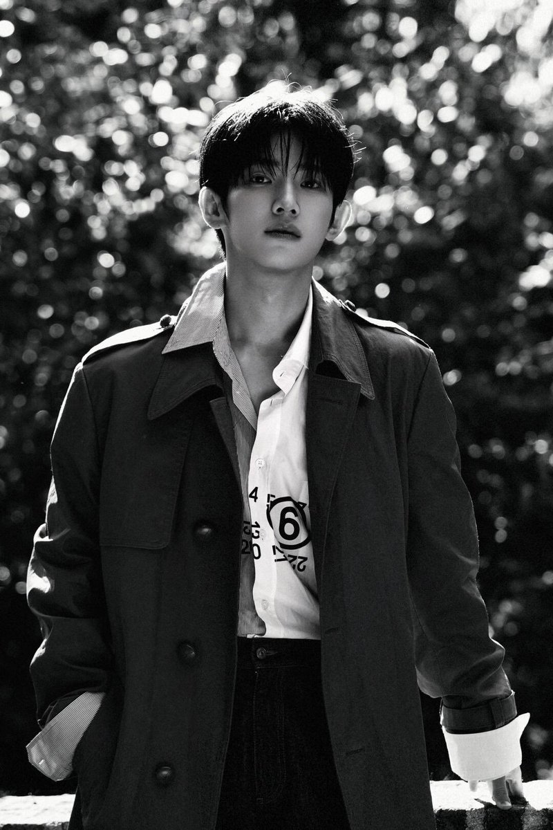 XM_psw's tweet photo. Ý tưởng điểm nhất set đồ hôm qua của em có lẽ đến từ BST Bottega Veneta Fall/Winter 2026
(Bài viết là cái nhìn cá nhân, không có nền tảng thời trang chuyên nghiệp) 

#PARKSIWOO #PARKSIWOOMFWSS27 
#박시우 https://t.co/CGipxIraNi