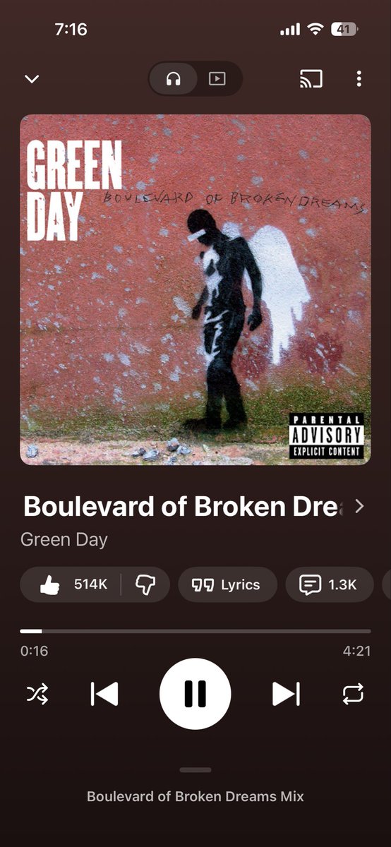 sshooaway's tweet photo. Life cooked me so hard im reconnecting with the songs i used to listen to back in high school https://t.co/BzwL23I0rZ