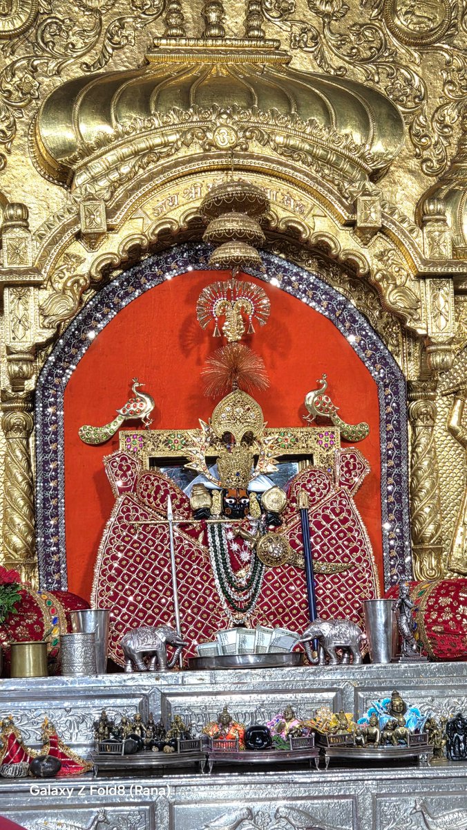 KapilShrimali's tweet photo. श्री सांवलिया सेठ की जय (आज के दर्शन) 24 सितंबर https://t.co/jqW2XApxMX