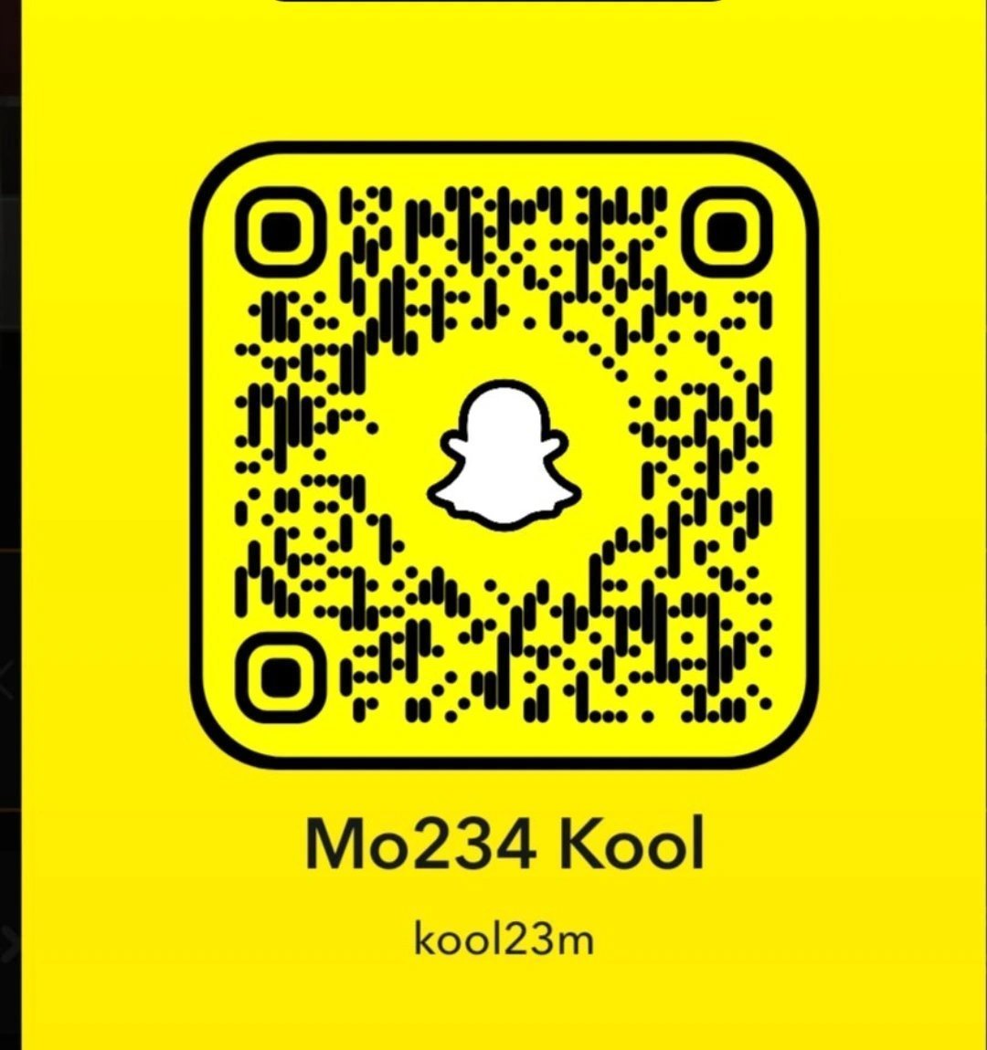 Moody935621's tweet photo. @oiw8ty @Rahaf2003333 نفسي في واحده كبيره وسمرا  ومربربه 🥰❤️📞

لو مشعره كمان يكون احسن احب المشعره 🤍

سناب kool23m https://t.co/YZdU2iS3FE