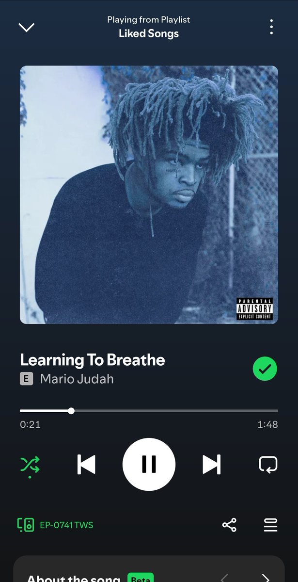 Ransaax's tweet photo. Listening to that MJ everyone talks about 🔥 https://t.co/TYU6fivGfb