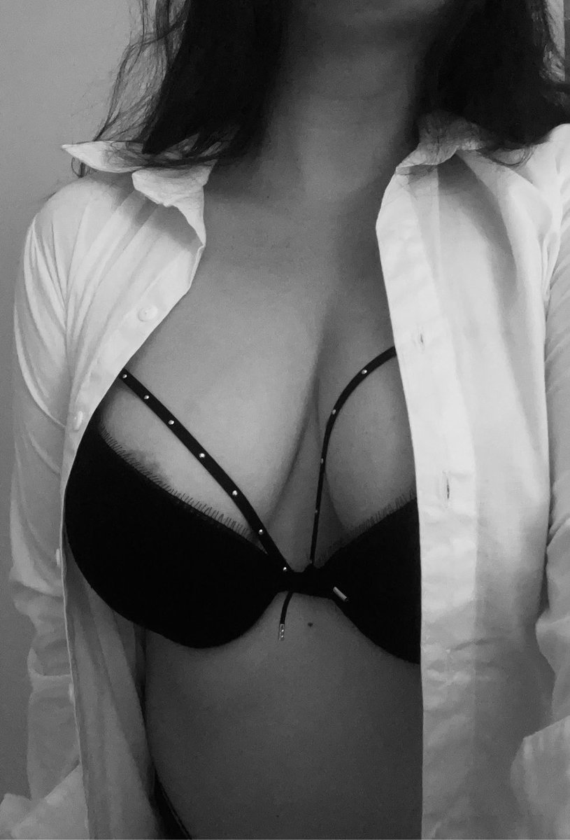 Samanthaei4's tweet photo. Hola!!! 🫦 🔥 🖤 ♓️  💦 https://t.co/InF8gixCpT