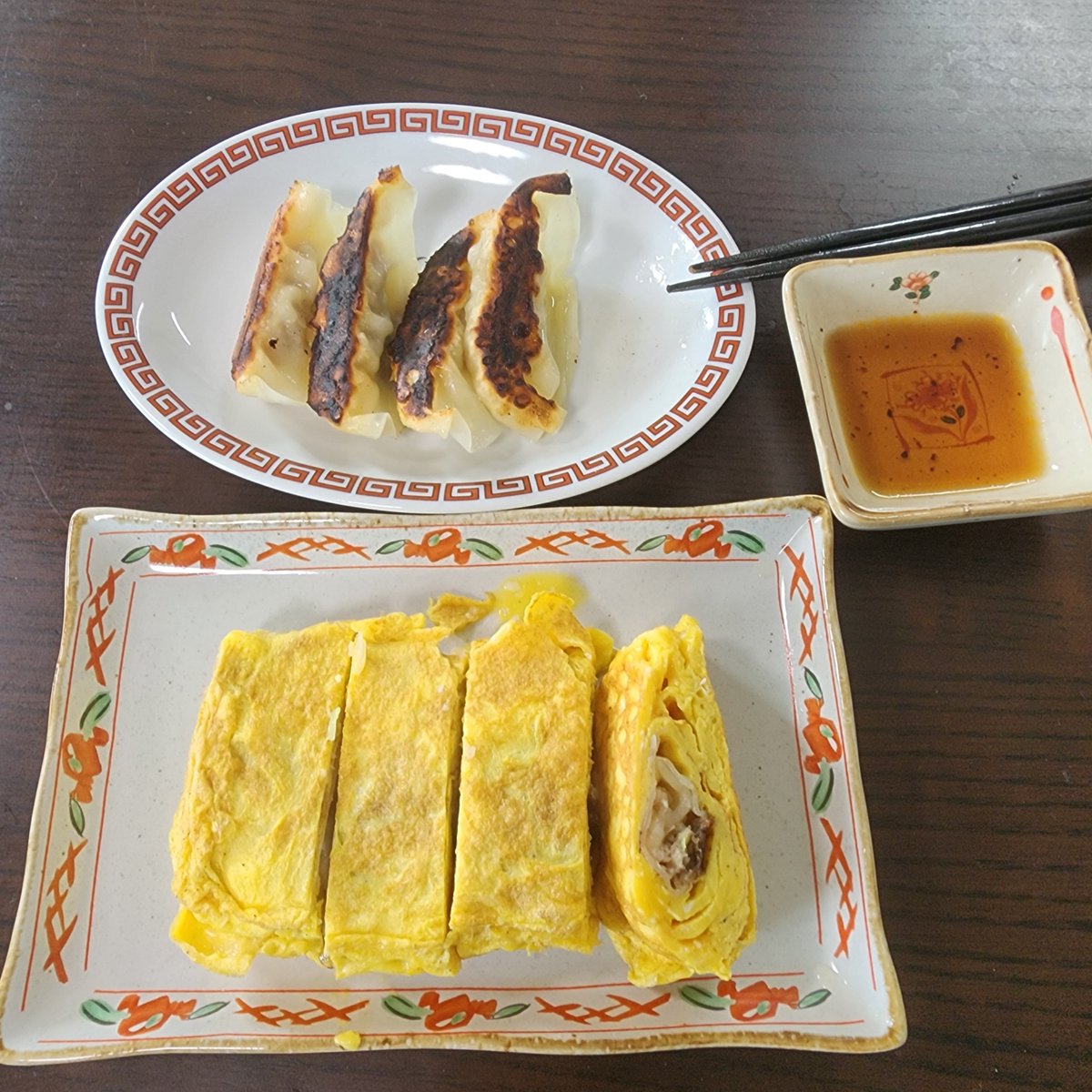 ou_fxt's tweet photo. ラスト餃子
ぎょ巻き
うっまー　ナイス化学調味料
何下げ？　捕まった🗿 https://t.co/TxNMtp9P4y