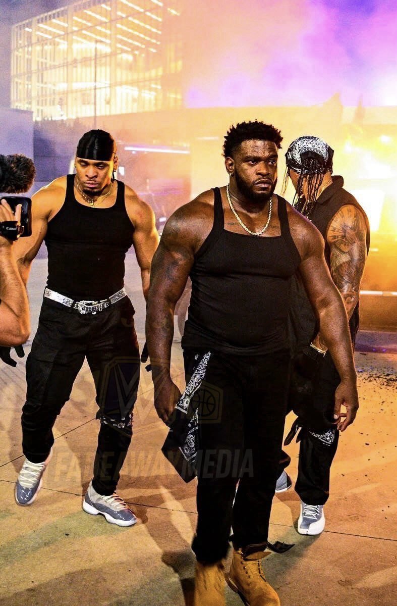 FadeAwayMedia's tweet photo. SETH ROLLINS COMING BACK AND ALIGNING HIMSELF WITH THE 946 FACTION 👀

What would be your honest reaction if this were to happen soon? 🍿 https://t.co/3l4hAnT9Sc