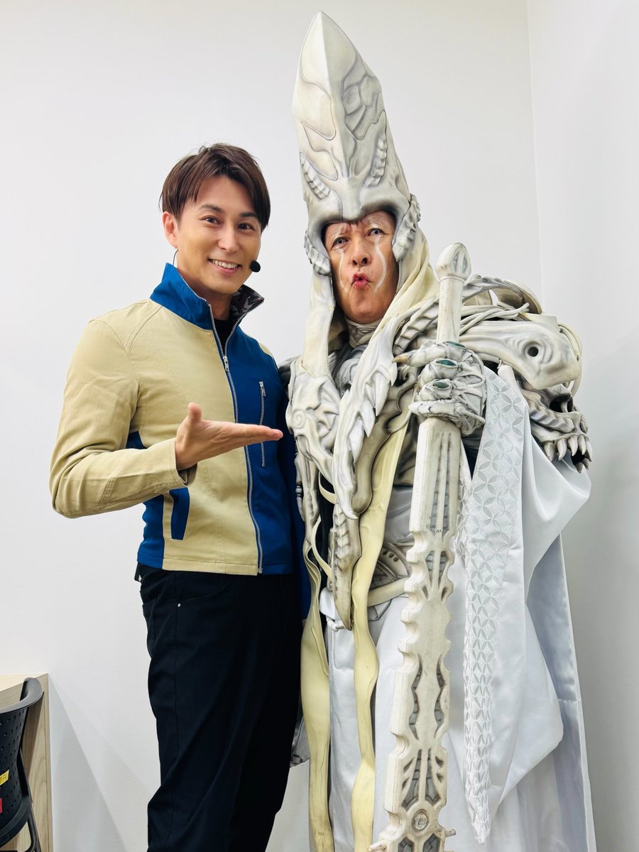 gibson_703's tweet photo. 呉越「同郷」
#ボウケンブルー
#ガジャ様
#ボウケンジャー20周年 https://t.co/y2gogr5IC4