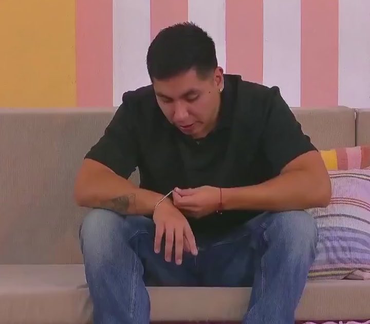 Clauumendez_'s tweet photo. Nadie me hará odiarte Ese Pérez, no me convencerán de que eres mal amigo porque haz demostrado todo lo contrario!! 

#LaCasaDeLosFamososMx https://t.co/7eZLvrEsiO