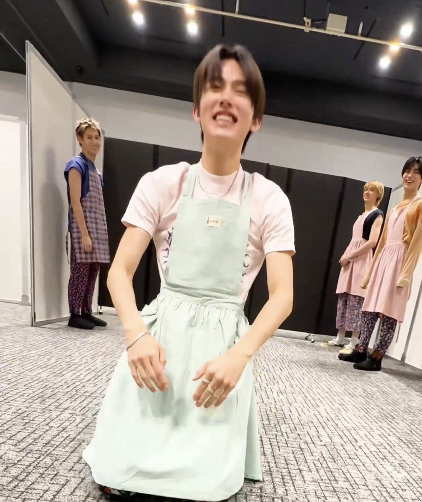 eomseaniee's tweet photo. THE CUTEST EVERR😭😭 EU😭💧🥺 Uu E u😭💧🥺 UE😭 EU 🥺💧💧EE u 😭UUEH🥺🥺 E 😭U EE 💧U EU🥺💧EU😭💧HEu😭 UEUE😭u💧 😭 UE e u🥺💧EU uu😭U 😭eE E😭🥺 e E EUE 😭🥺💧EEE E💧u 🥺EU💧😭💧😭UEUE UE🥺😭 https://t.co/VehaHQGkCd