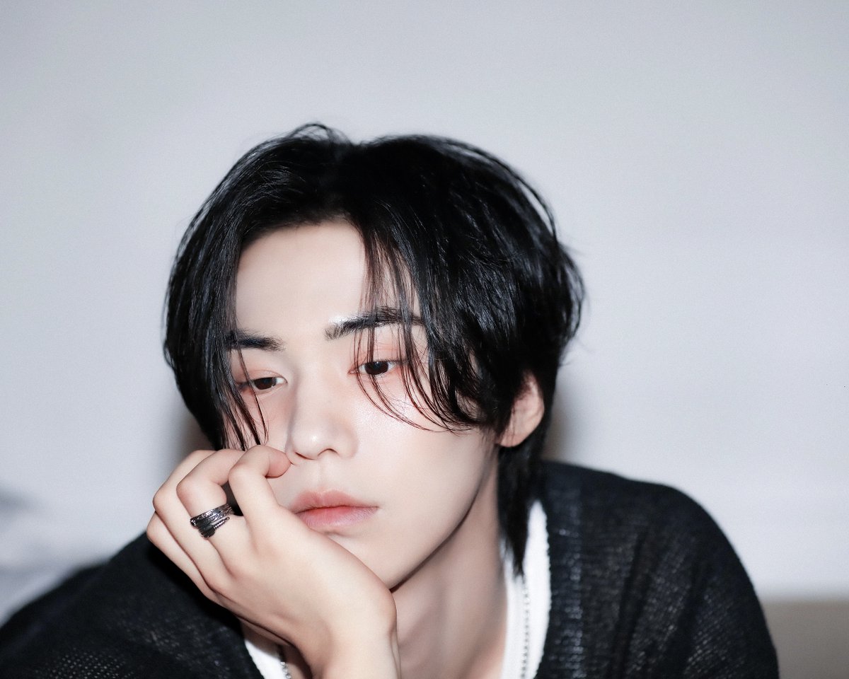 wonijin_ent's tweet photo. Special Shots in the Dance Studio📸
🔗https://t.co/SX5LEhpjVp https://t.co/psa2dN91VI