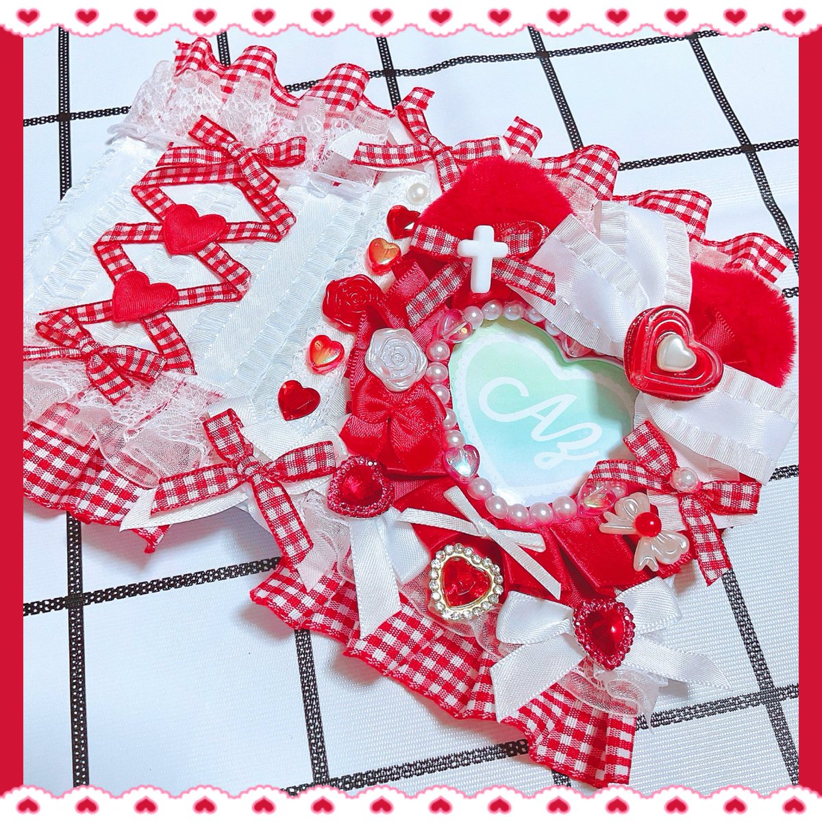 Azumana_shops's tweet photo. 🩷🩵カワクリ文化祭🩷🩵

⌇コレクトブック⌇￥2700

猫耳＆ハート窓でとびきり可愛いデザイン❣️
32枚入るので推し様のトレカ収納におすすめです🩵

 #カワクリ文化祭 https://t.co/XPmLu6xEcG