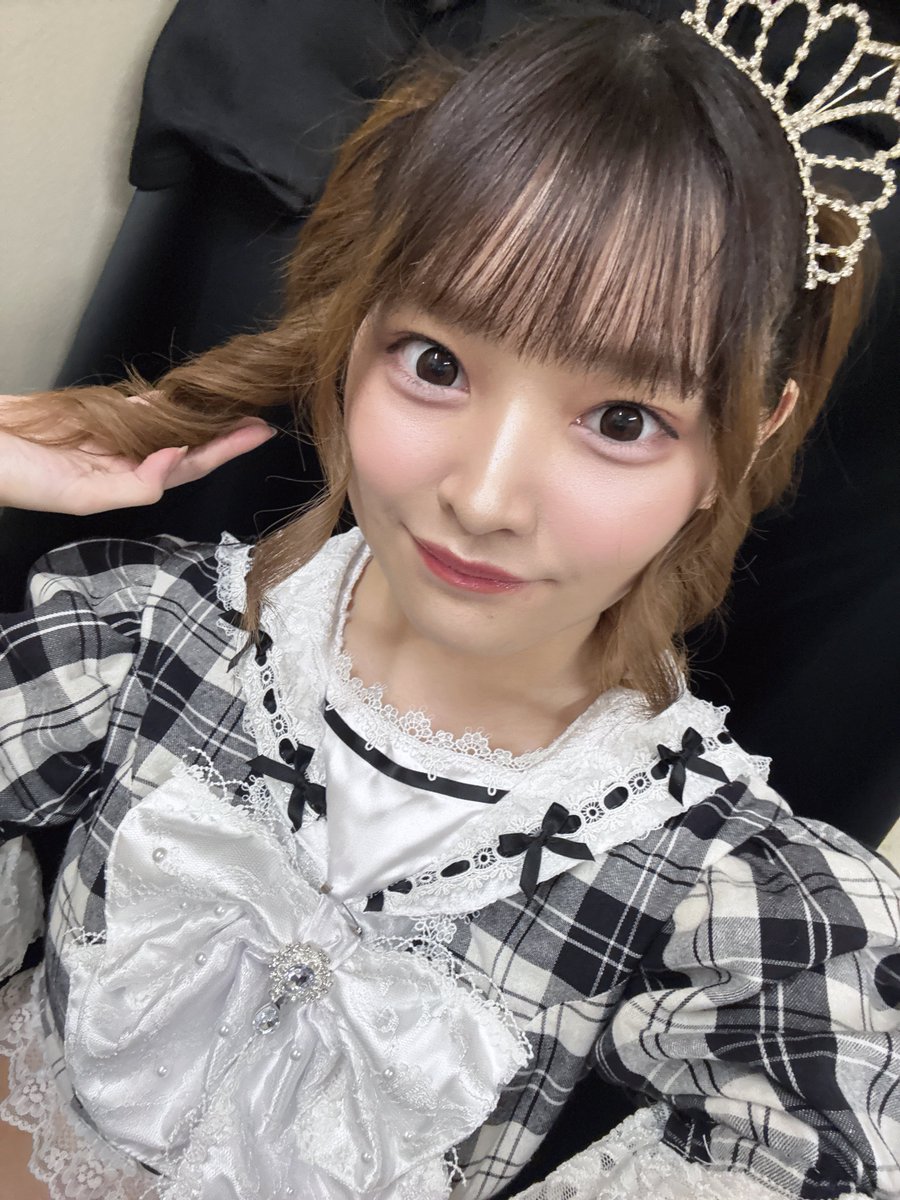 Mirainu_u's tweet photo. おそよー！！！

昨日早く寝たのに起きたらお昼でびっくりした😴本当にいっぱい寝た😴

今日から3日間お手伝いさん頑張ってくるよ✊🏻
連休明け、腰重いと思うけどみらいと一緒にがんばろー！！！！🤝🏻 https://t.co/KWF8LFmCEN