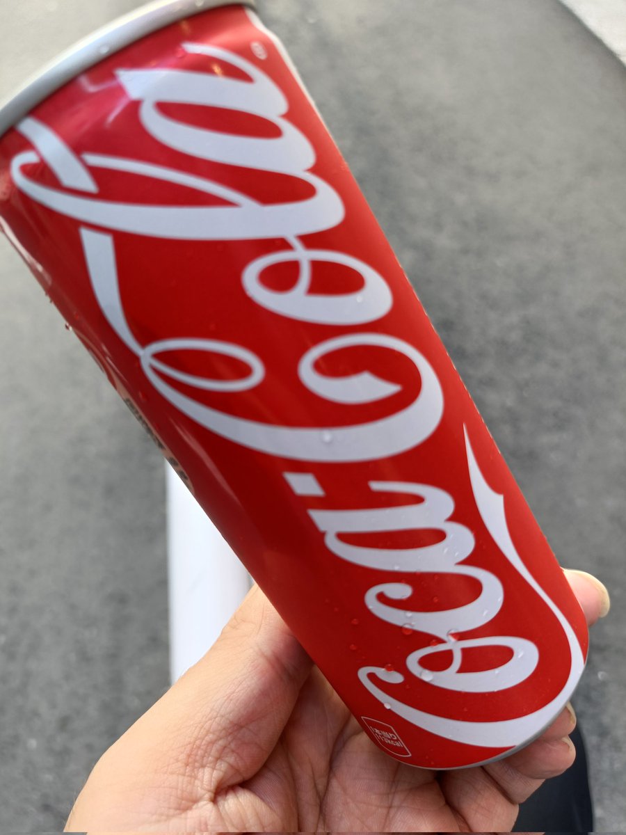 scipio's tweet photo. コスト増のために増えた250ml缶、結構好き https://t.co/KHinTD0OEb