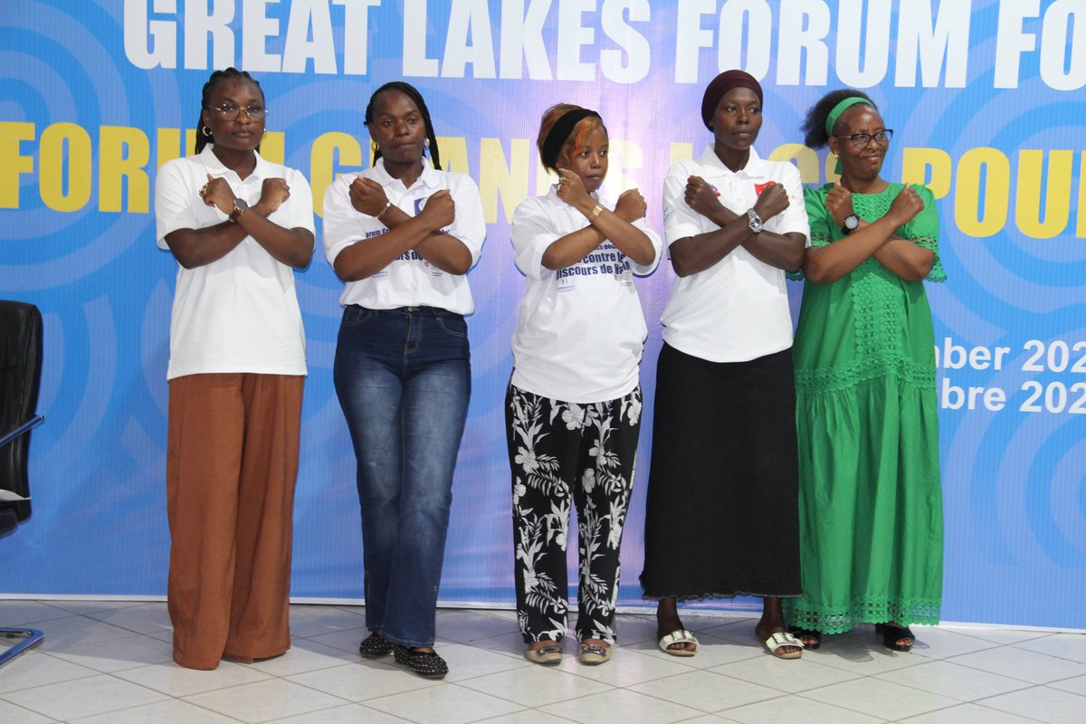 refugeelawproj's tweet photo. With the support of @Interpeace_Org and funding from the @SwissMFA, @visionjeunesse2, @PoleInstitute, @APC_Asbl, and @refugeelawproj, together conducted a two-day Great Lakes Forum for Peace and Social Cohesion, Rubavu district, Rwanda, under the theme: "Great Lakes Youth United for Peace: Together Against Hate Speech."

Young Peace Fellows and key peacebuilding actors from Uganda, the Democratic Republic of Congo (North and South Kivu), and Rwanda, are engaged in this forum with the aim of combating hate speech and disinformation and strengthening peace and regional solidarity.

By creating a regional network of young Peace Fellows and influential leaders, it is possible to promote values of peace, tolerance, social cohesion, mediation, intercommunity dialogue, and all other initiatives that contribute to peaceful and sustainable coexistence among the people in the Great Lakes region .  
#socialcohesion @disinformation
#peacefulcoexistence #GreatLakesRegion #Peacbuilding #PeaceThroughStrength