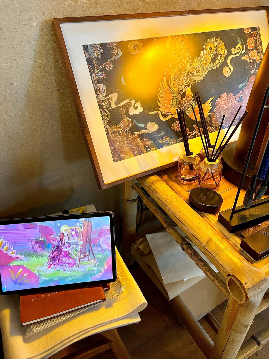 SuzannaMonrreal's tweet photo. Lost in the fluid brushstrokes of today’s abstract ink art workshop—every drip, every line tells a quiet, unplanned story. What’s your favorite way to let art move through you  #ArtTherapy #CreativeMoments， https://t.co/nQOTe01iOP
