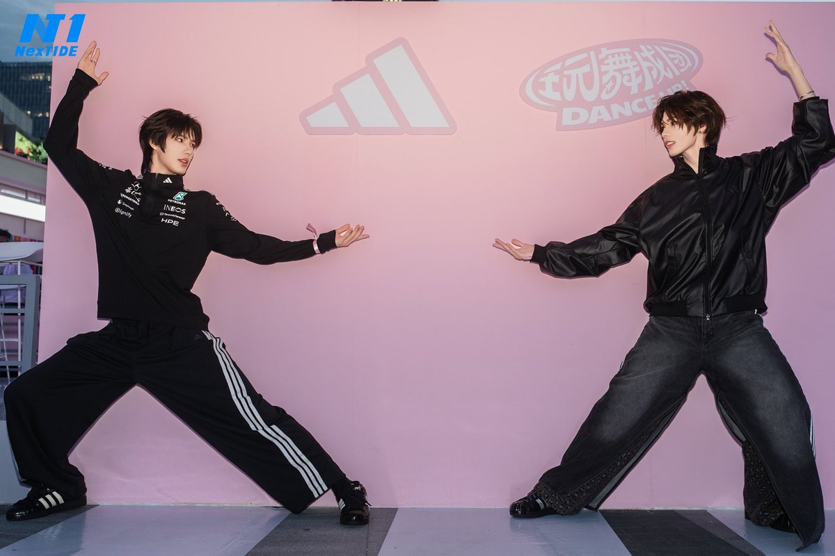 NexT1DEofficial's tweet photo. #OMAR #XIONG at the 2nd adidas DANCE UP! College Dance Challenge
#NexT1DE #adidasSportswear https://t.co/zYMp9yFzzz