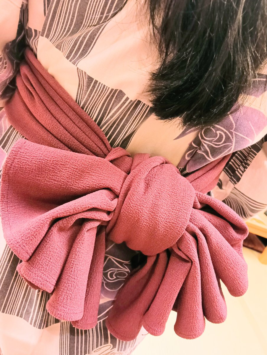 yukiko0079's tweet photo. お風呂屋さんの館内着の浴衣。
ただのリラックスウェアなんだけど、帯で遊び心を出したくなっちゃう着物民。着物を愛する民あるあるだったりするんじゃないかなと☺️ https://t.co/jDSdlnCDjz