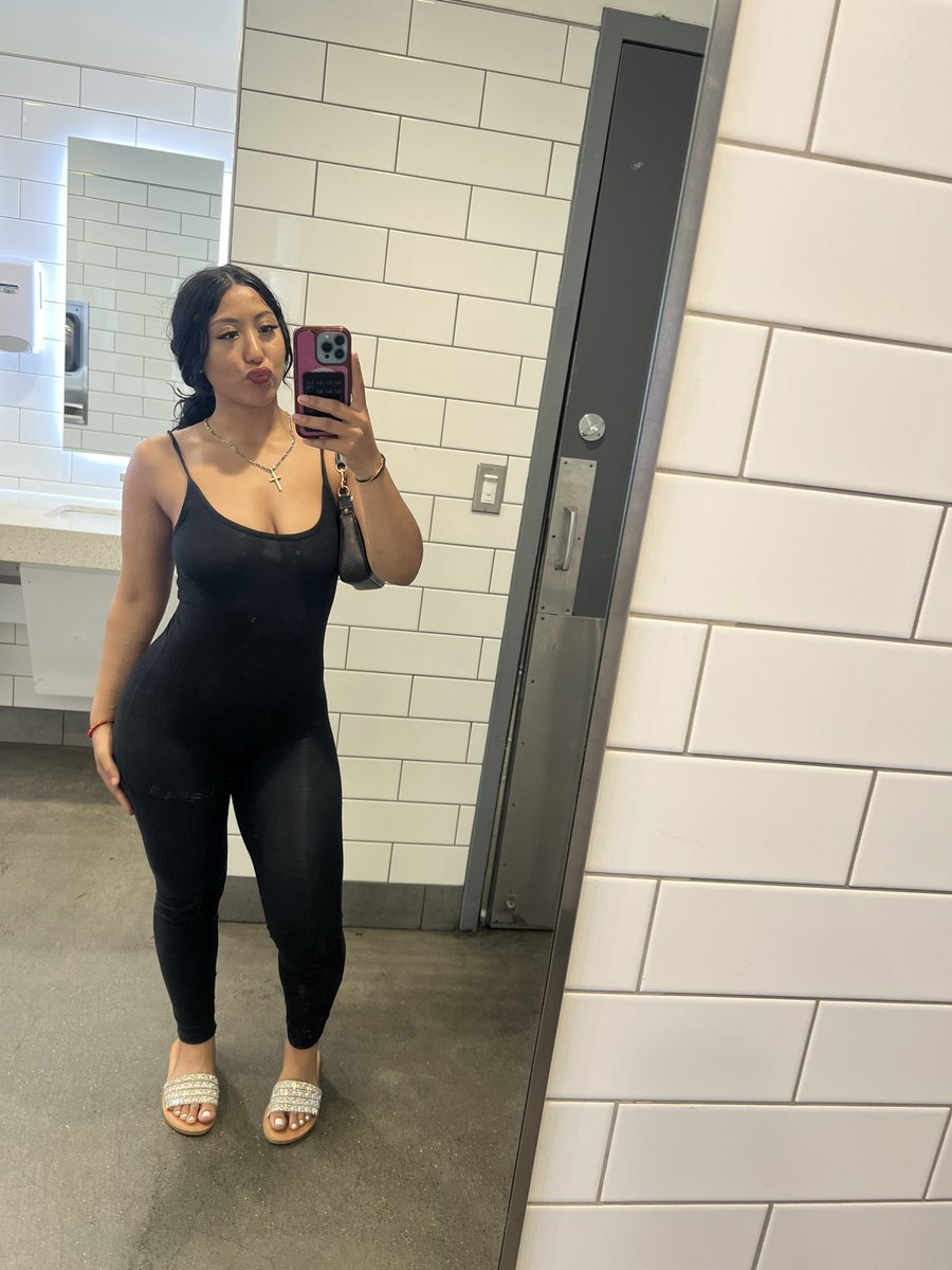 GoddessElainaa's tweet photo. Be grateful I was feeling nice enough to post this today.

#findom #afterdark #dominatrix https://t.co/rwHxPUIn0H
