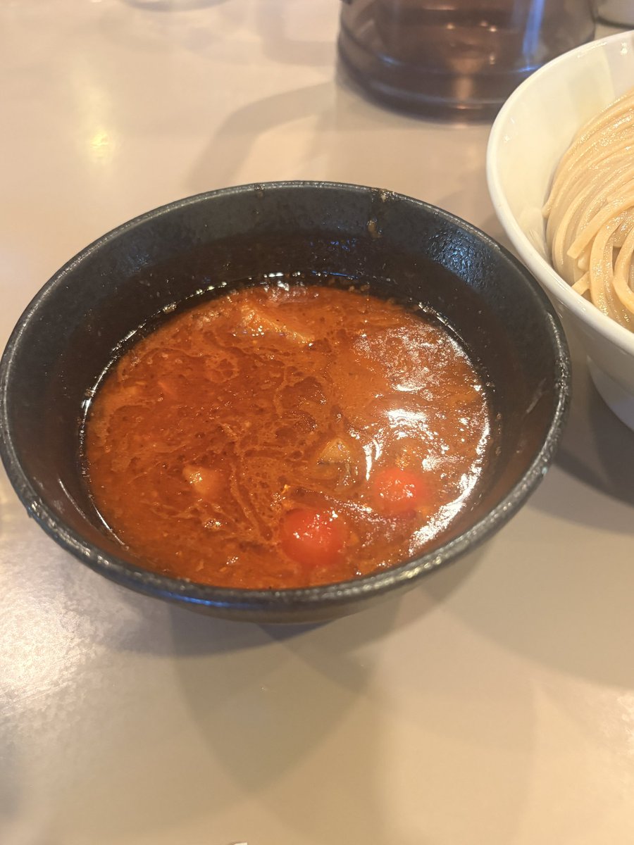 rou_noel's tweet photo. 不味すぎてびっくりした。
味付け考えた人の感性疑う https://t.co/whajPiAQaO