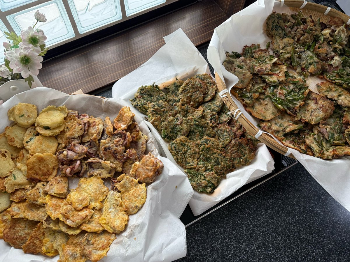 gimanChaChaz's tweet photo. 귬니네 전 맛집일듯😳

#차규민 https://t.co/C2woNQ0PoE