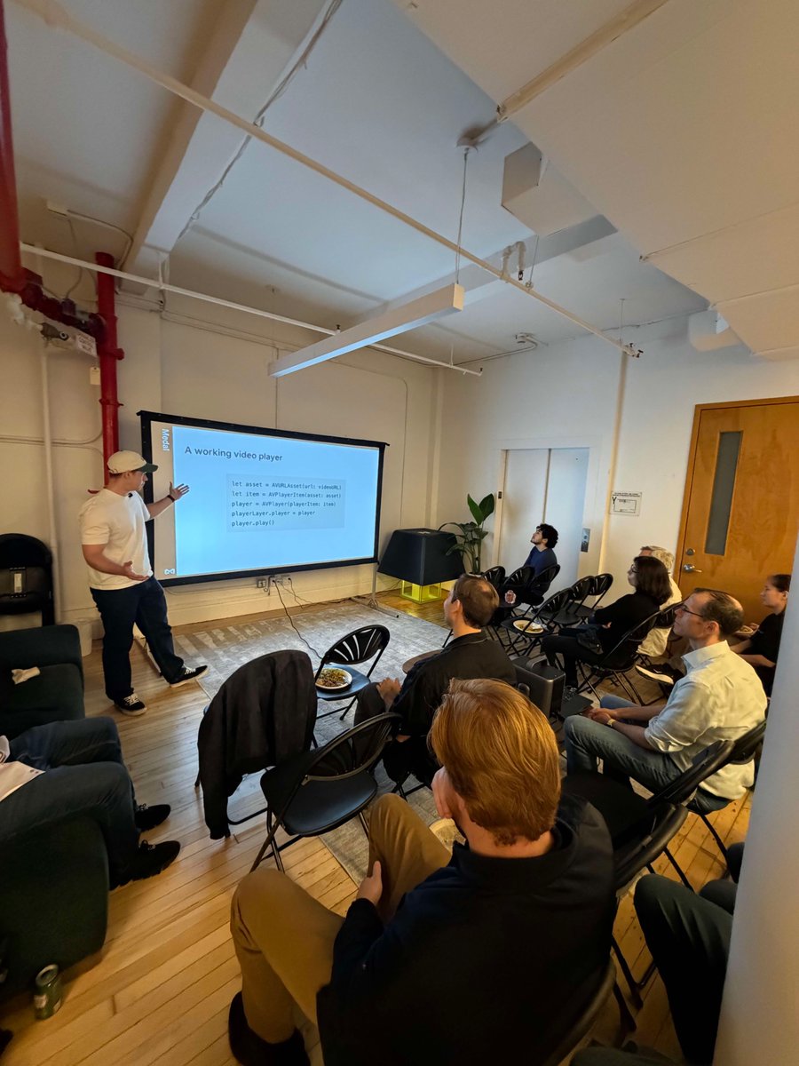 iOSoho's tweet photo. Thank you to Medal for hosting the September iOSoho meetup!
A big thanks as well to Boyce Estes and Artemis Shlesberg for their great talks.
The October meetup announce is coming soon! https://t.co/a8SegYRRI2