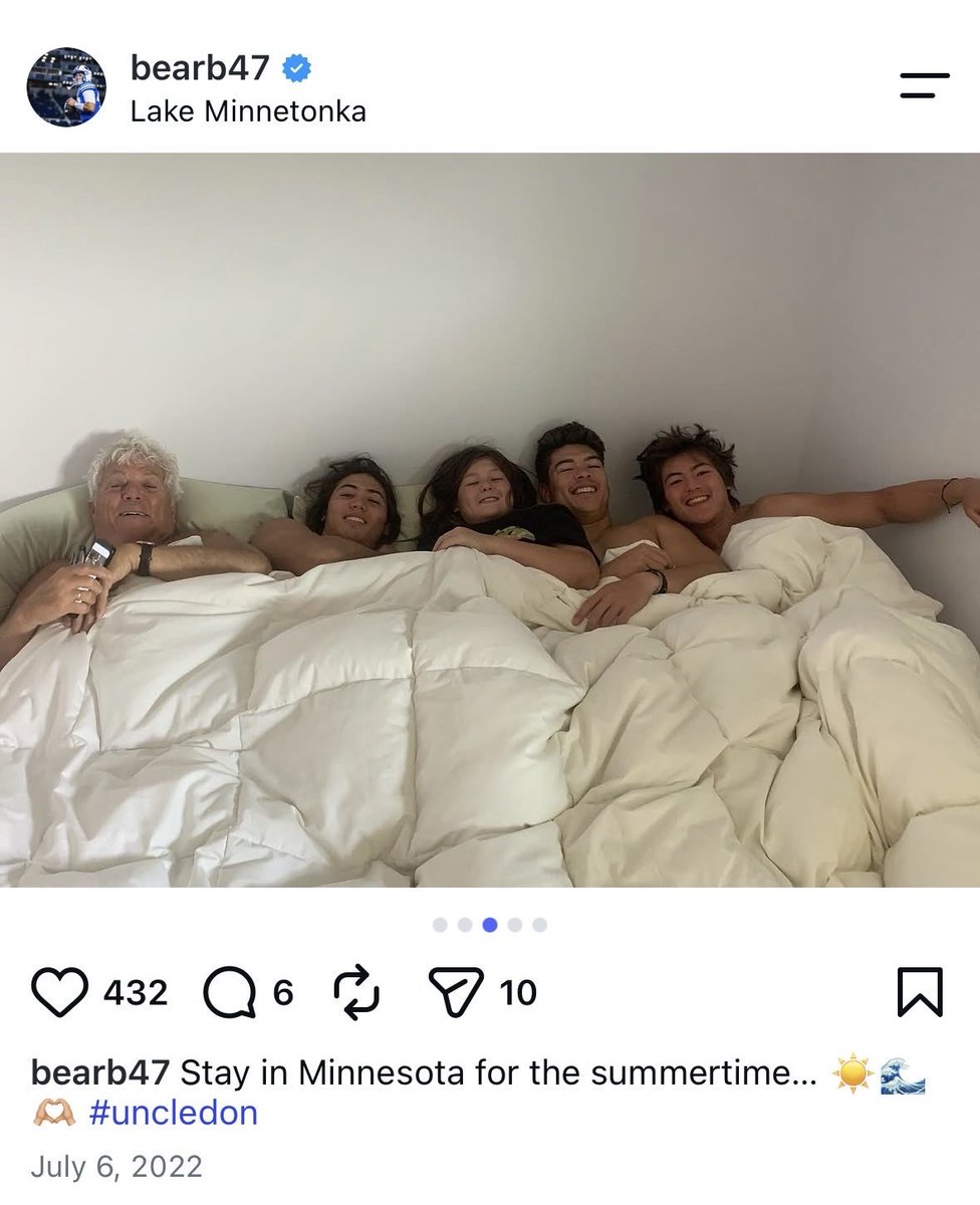 guvernmentname's tweet photo. on July 6, 2022, you would have thought this was a cheesy but harlmess family photo

on July 6, 2022, youd have assumed they were wearing pants https://t.co/laRqaMwt4H