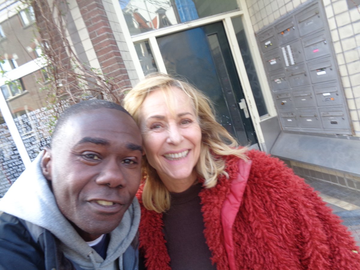 mikewaterval's tweet photo. mikey mike@adam with zangeres-presentatrice and actrice angela groothuizen
@Angelagroothuiz
#sexysixty
#adam
#presentatrice
#angelagroothuizen
#theaters
#zangeres
#nporadio5
#actrice
#alkmaar
#margrietnl
#dollydots https://t.co/HuqRfOt5Bp
