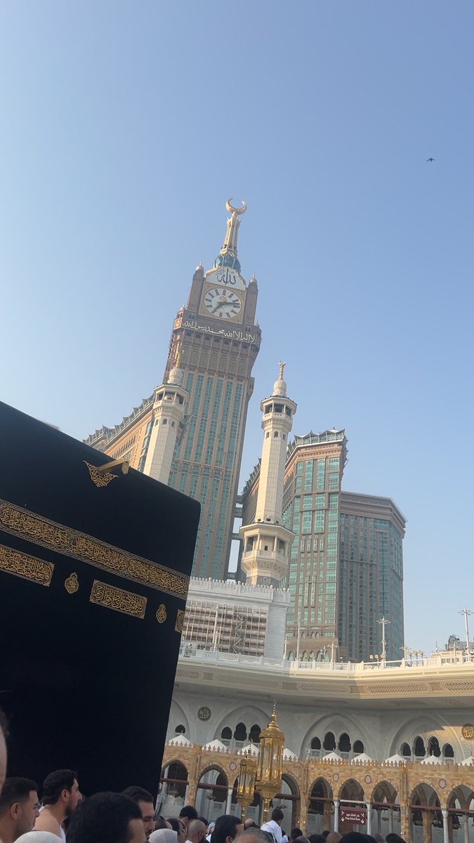 Rraghad4_60's tweet photo. الحمدلله على تمام العمره اللهُّم اجعلها عمرة مقبولة وسعياً مشكوراً وذنباً مغفوراً و دعاءً مُستجاباً🤍 https://t.co/QKS7j6Zu3Q