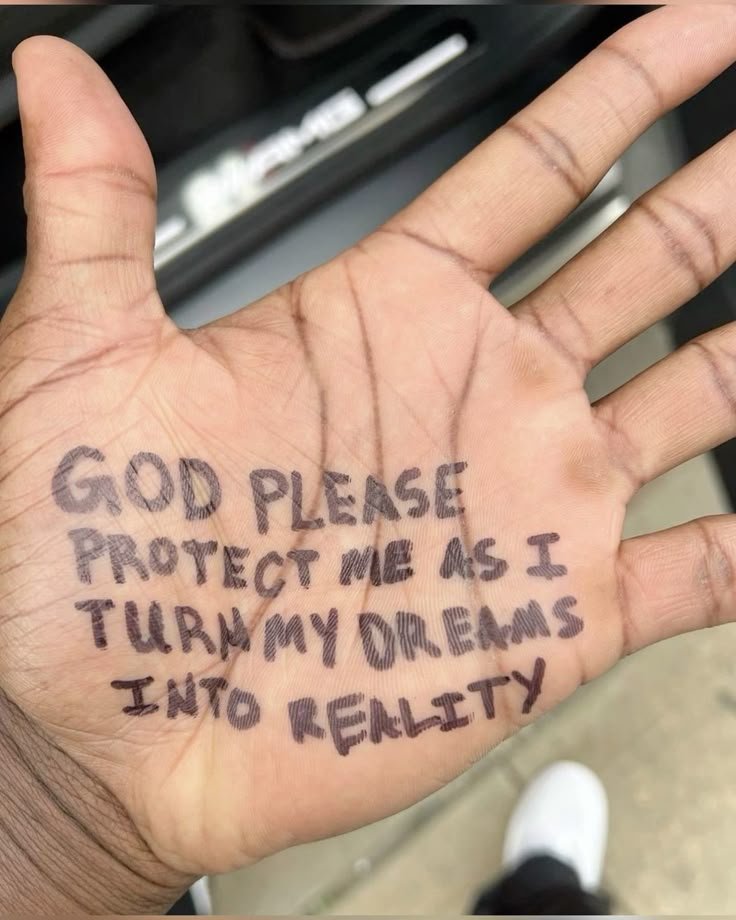 Dearme2_'s tweet photo. Dear God, https://t.co/SYWPhgTGH6