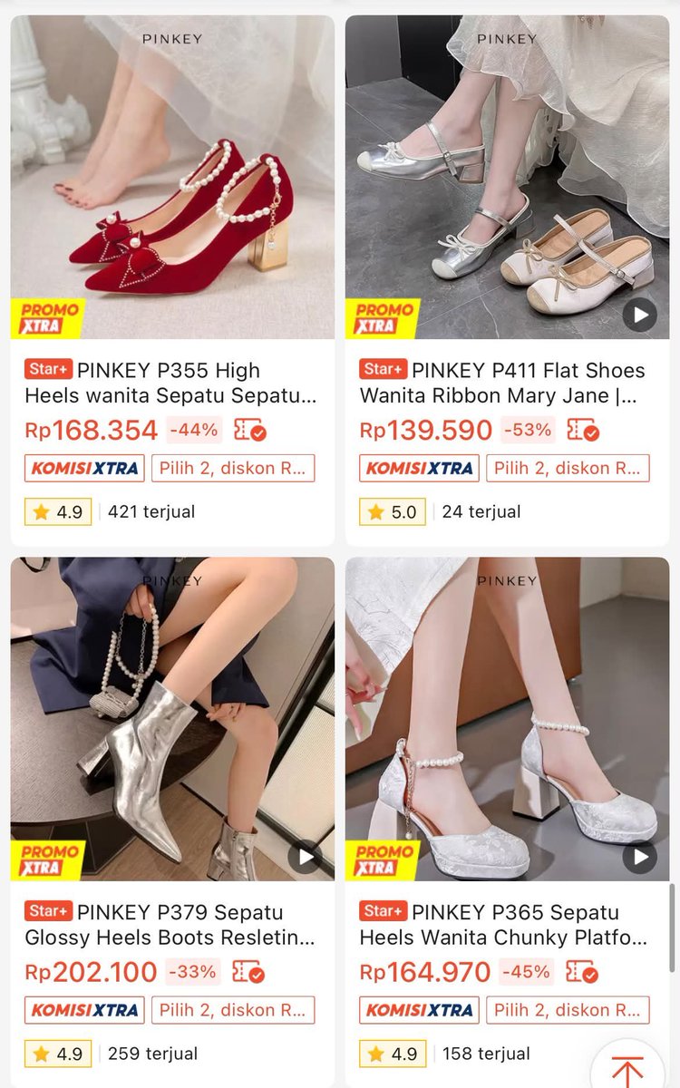 tuffluhvv_'s tweet photo. niatnya cuma cari sepatu buat kondangan, malah nemu heels secakep ini 😭
modelnya tuh keliatan mahal banget, apalagi yang pita &amp; bulu-bulu 🥹🎀
harganya masih 150–200 ribuan lebih dikit karena lagi promo

kayaknya yang perlu dikontrol bukan wishlist sepatu, tapi saldo 😭 https://t.co/71SE0LaCoC