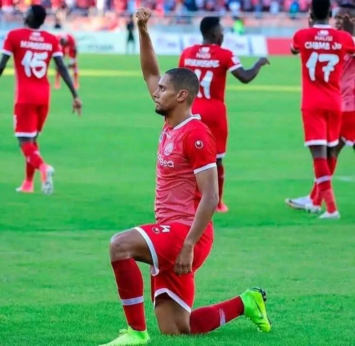 cleansheet_1's tweet photo. Hii mali ya kibrazili mnaikumbuka wakuu?

Hivi kwanini haikudumu pale msimbazi, uchumi au? https://t.co/9hLw7RH92E