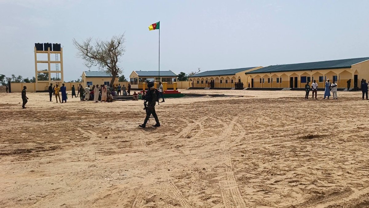 TheCameroonianZ's tweet photo. Un nouveau camp de l’Opération Lac Tchad des #BIR a été inauguré ce 23 septembre 2026 à #Bargaram.

📍Logone-et-Chari, #Cameroon https://t.co/e2FiS2f7J2
