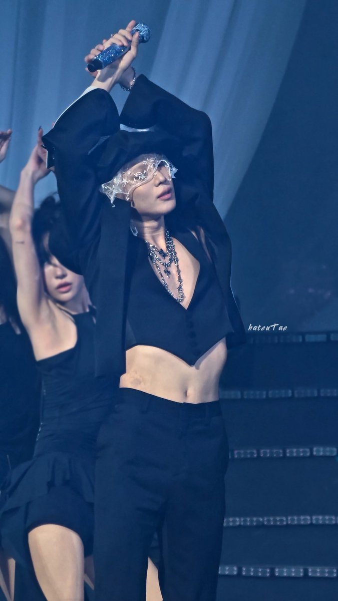 hateuTae_'s tweet photo. 20260919 TAEMIN WORLD TOUR <LiMiNaL>
🧛🏻🧛🏻🧛🏻

#태민  #TAEMIN #テミン #泰民 #TAEMIN_LiMiNaL https://t.co/T0xH6emKa8
