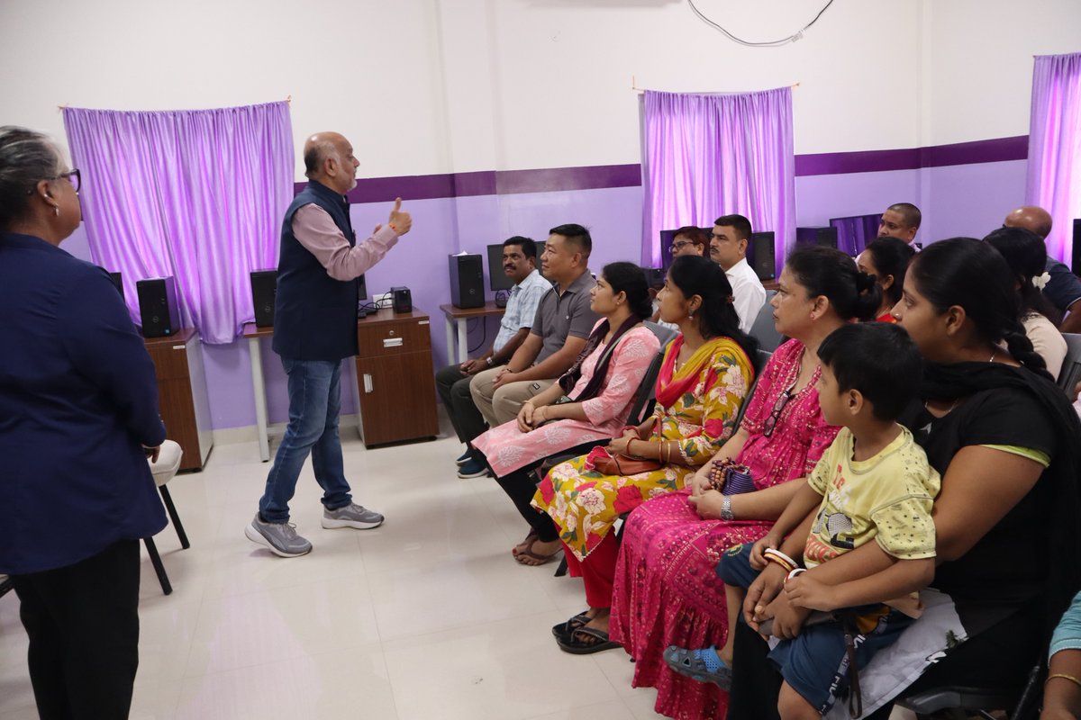 Guwahati1977GAS's tweet photo. The staff and members of Guwahati Airport School were truly honoured by the gracious visit of Respected Mr. Srinivas Kotipalli Sir, Chief Strategic Officer, Adani Foundation.

#AdaniFoundation #adanifoundationschools #adanischools #aplacetolearnaspacetogrow https://t.co/oUoGTgEua4