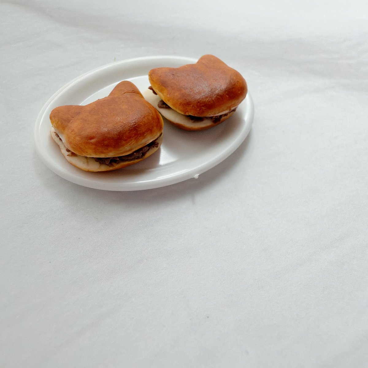 celipe8's tweet photo. #ほっこり癒しはいらんかね 
どら焼きでも食べてのんびりしないかね https://t.co/VGLl7DZE04