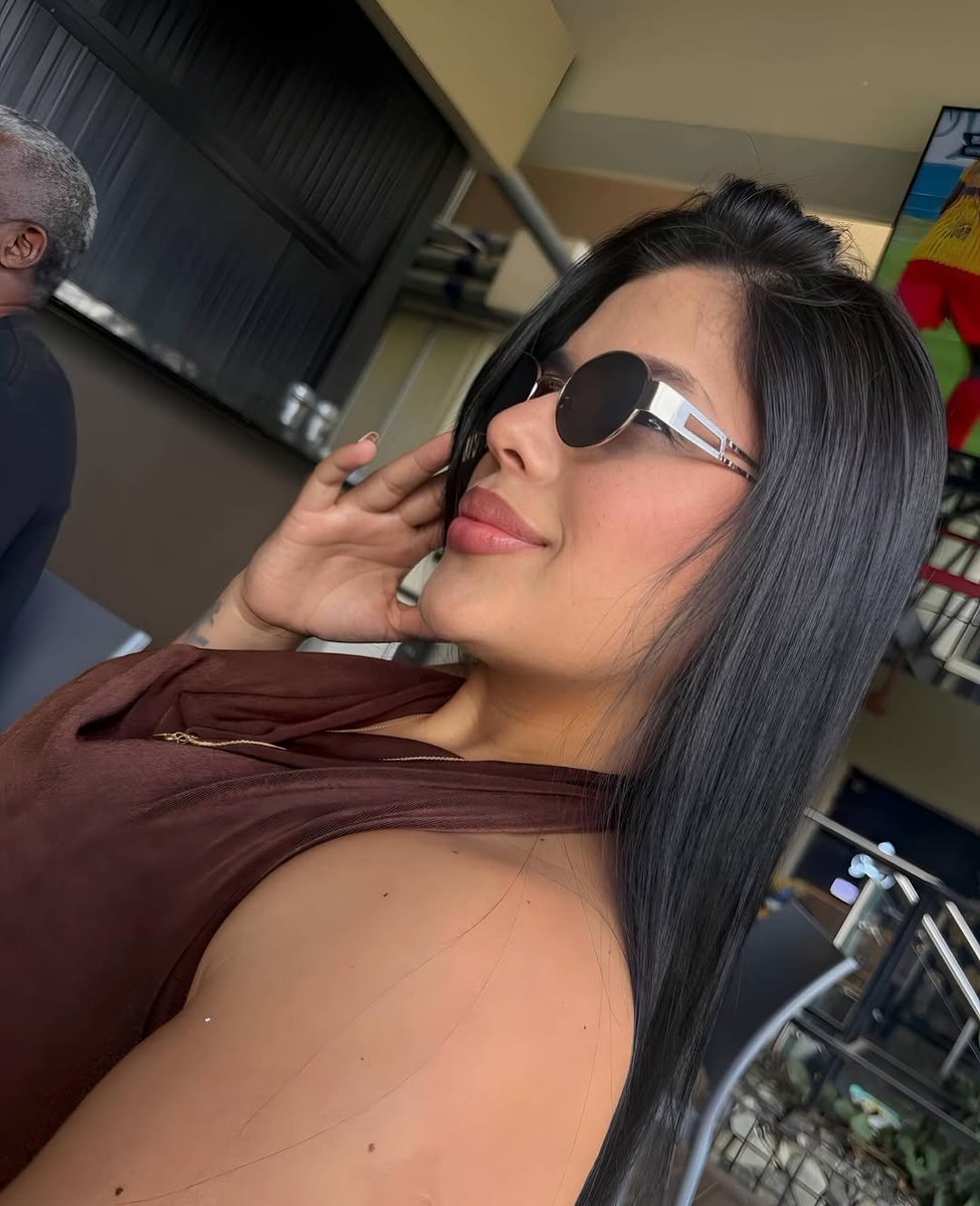 AlejandraNs00's tweet photo. Me encanta salir a dar paseos e ir a donde me gusta, ojalá estuvieras aquí conmigo sería la más feliz del mundo https://t.co/m7VW5i3XpR