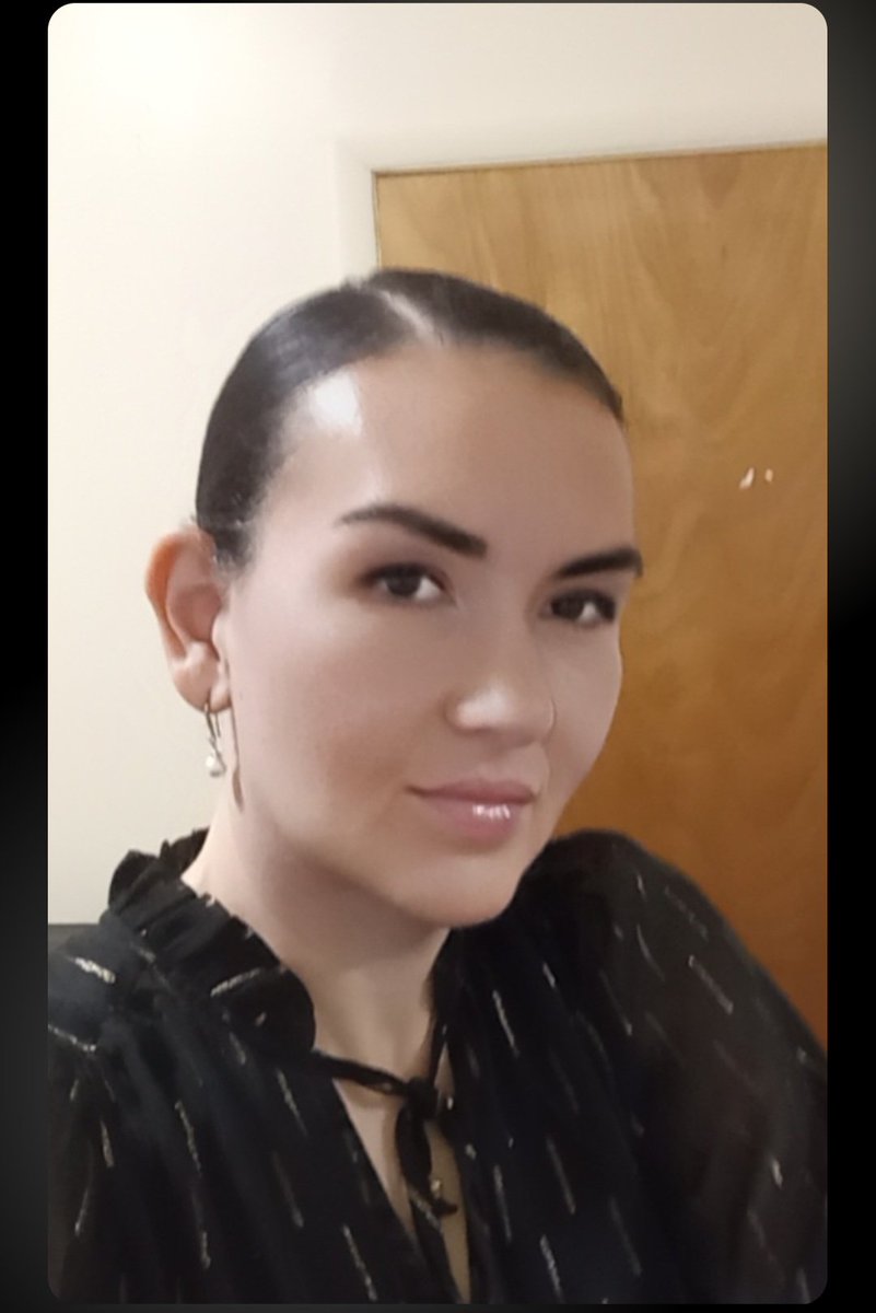 Rosevahoolan0's tweet photo. This pic was taken right before my first day working at Anchor House. A residential substance use disorder treatment center. They also have a men's house. Each house is beautiful, clean, incredibly well staffed with dedicated employees and I was blessed to have worked with them! https://t.co/HTCVFlae7i