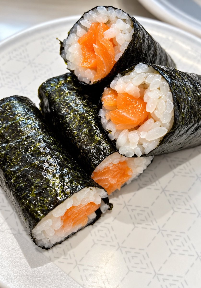 NOOK_nintendo's tweet photo. Triaシルバーウィーク企画、6日目💪
今日は筋トレ後、はま寿司でタンパク質補給🍣
お会計はTriaで支払い💳

さらにスターバックス ラテを無脂肪ミルクに変更☕️
ミルクでもタンパク質を補給して、こちらもTria決済！

食事もカフェも、アプリで利用履歴をまとめて確認できるのが便利✨

筋肉にはタンパク質、日常の支払いにはTria😸
鍛えて、食べて、ひと息ついて満喫！

@triajapan #Tria