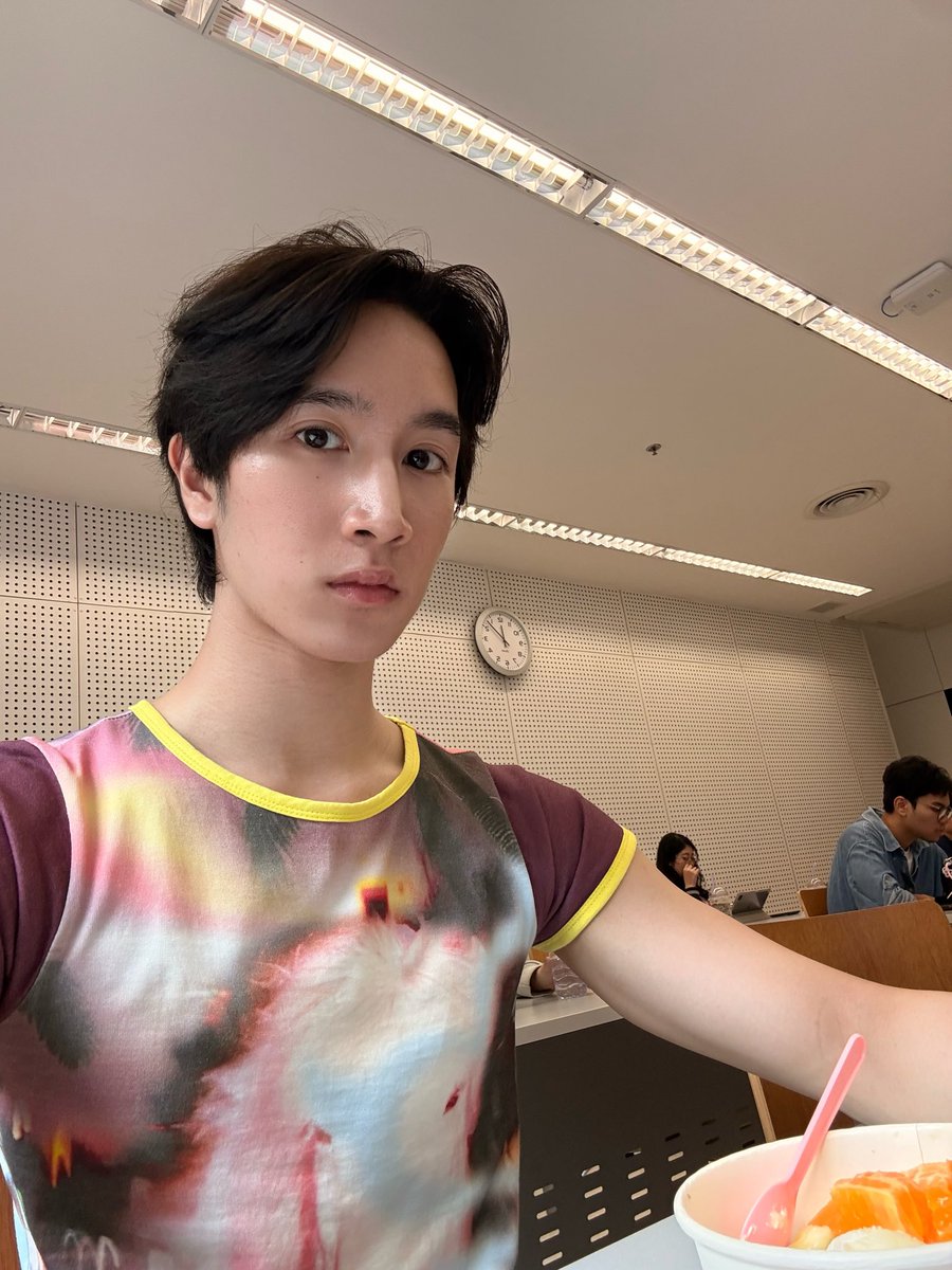 p_putterr's tweet photo. I hate accounting🥹 #puttersupakorn https://t.co/s7bo9bLsWw