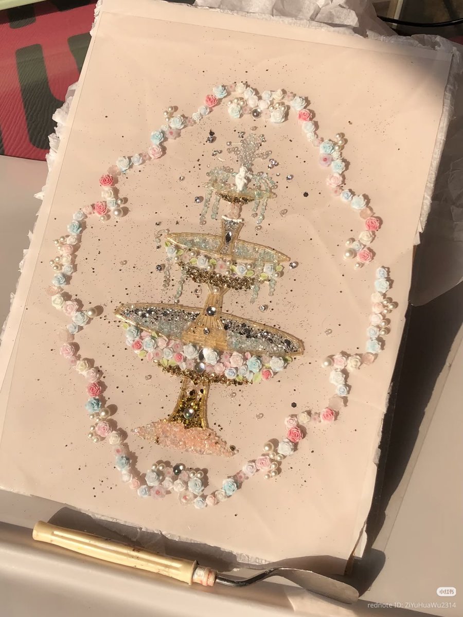 insperarise's tweet photo. jeweled fountain art ✨ https://t.co/8joUABa5FI